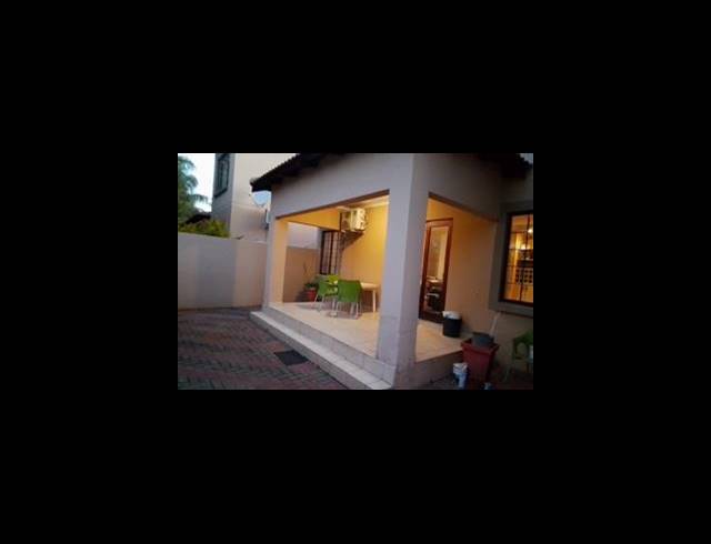 3 BEDROOM TOWNHOUSE FOR SALE IN THERESAPARK
